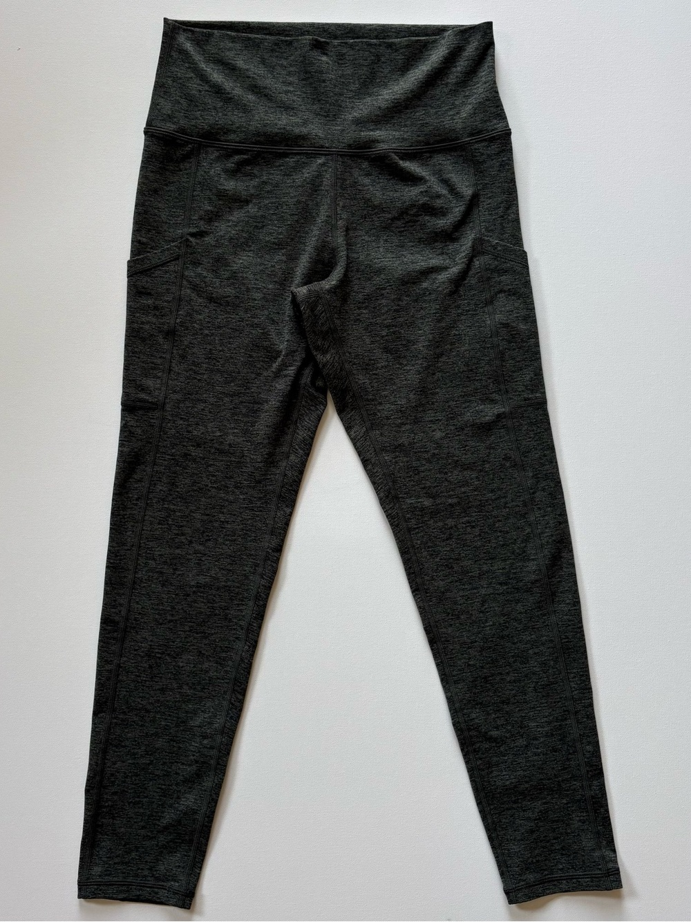 Offline by Aerie The Hugger Legging High Rise Womens Large Pockets Heathered Gra